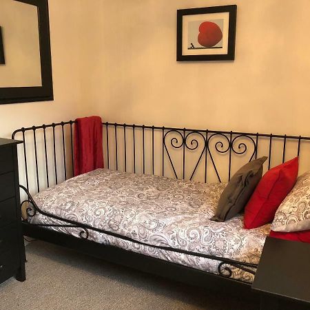 1 Silkin Serviced Accommodation Newton Aycliffe Exterior photo